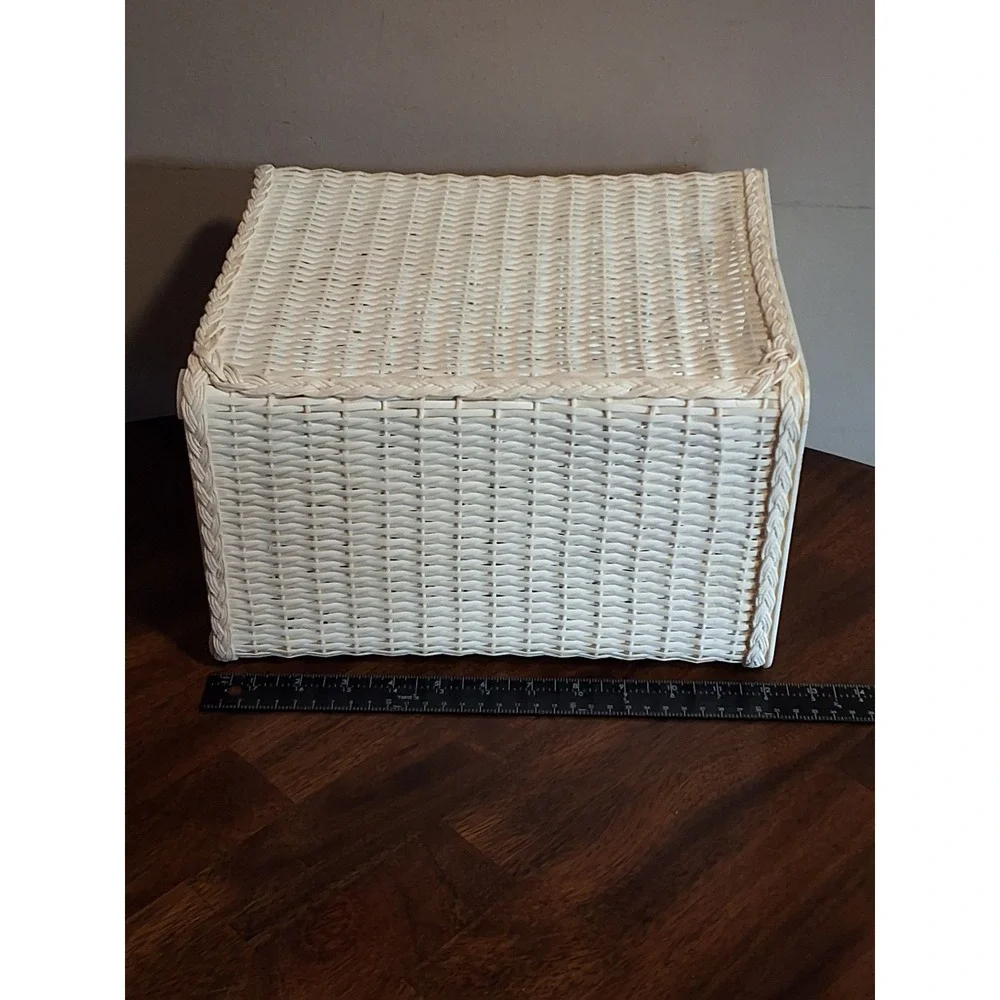 Vintage White Resin Wicker Wastebasket Rectangular Bathroom Trash Can See Pics